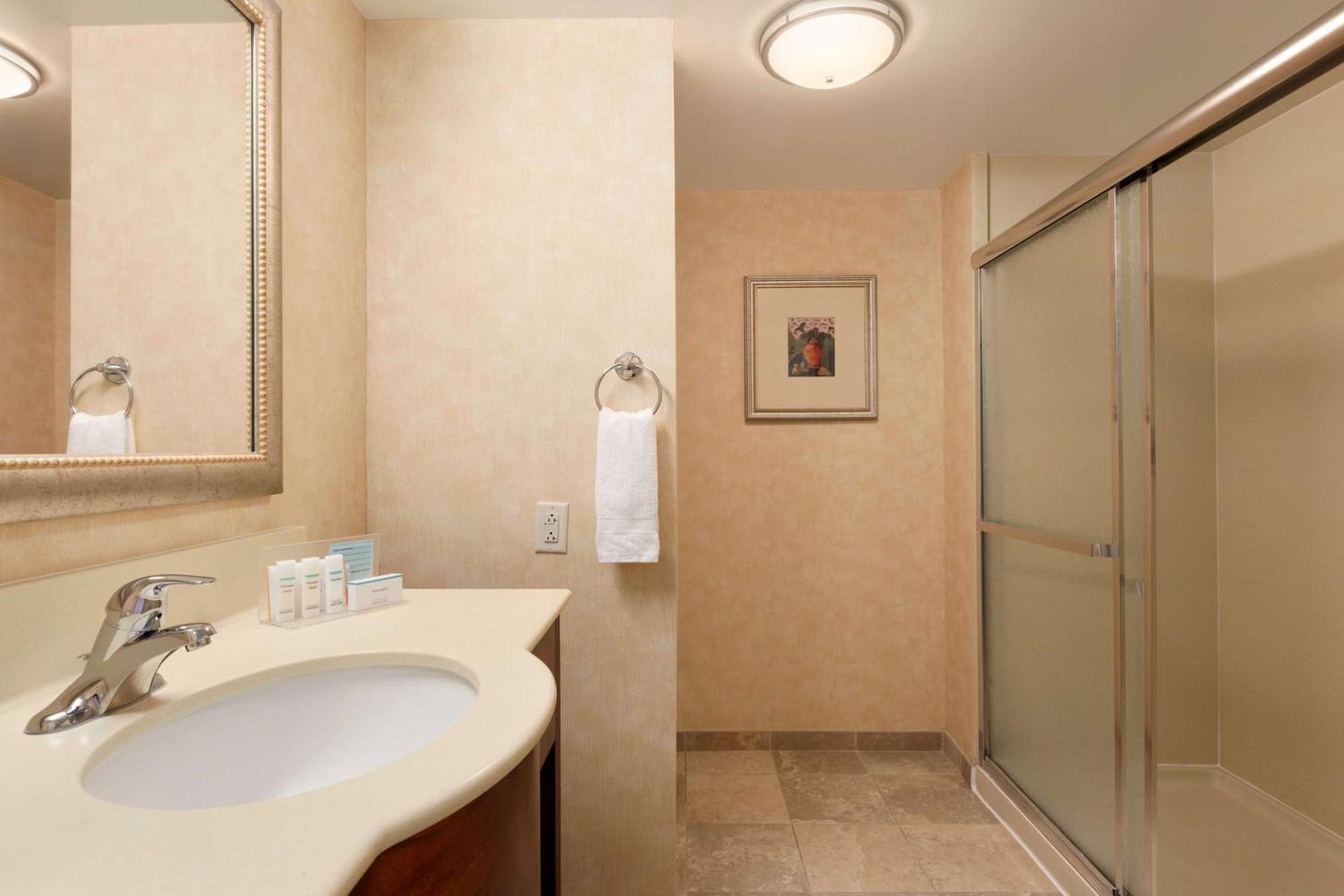 Hampton Inn Geneva Exterior foto